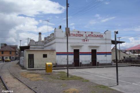 Foto Estacion del ferrocarril en Latacunga Aqui mas fotos de los trenes